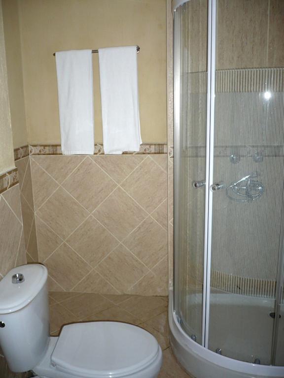 Arusha Tourist Inn Hotel Quarto foto